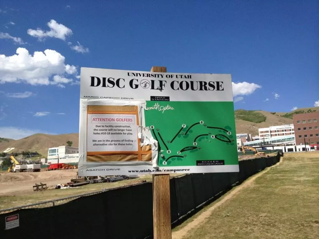 Sign and Map of University of Utah Disc Golf Course